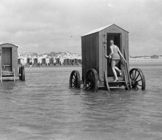 Особливості маріупольських купалень та пляжів 19-20 століття
