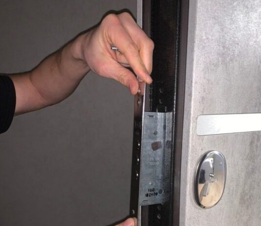 Как работает служба аварийного вскрытия замков, какие нюансы работы